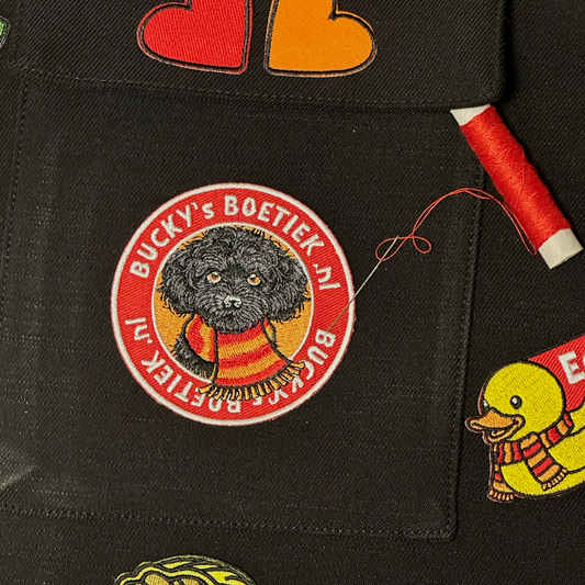 Emblemen bevestigen